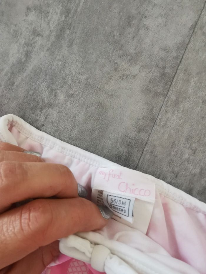 Maillot de bain slip de bain bébé fille 3 mois neuf - photo numéro 2