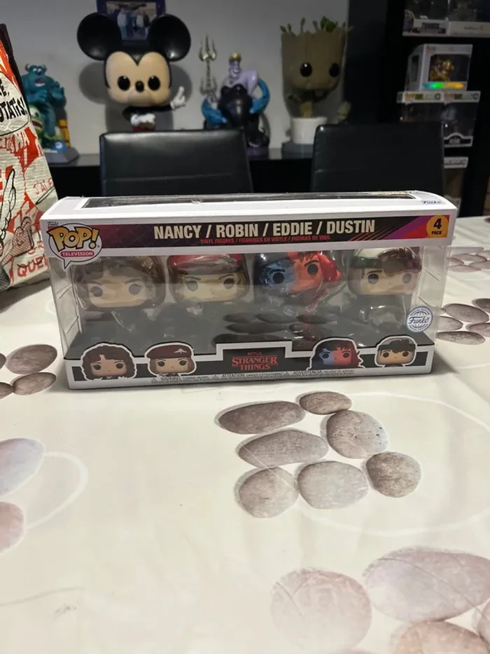 Funko pop stranger things 4 pack