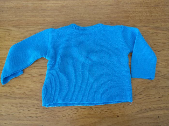 Pull léger bleu - photo numéro 2