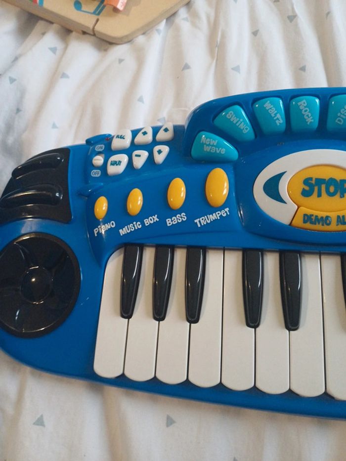 Piano synthé pour enfant - photo numéro 3
