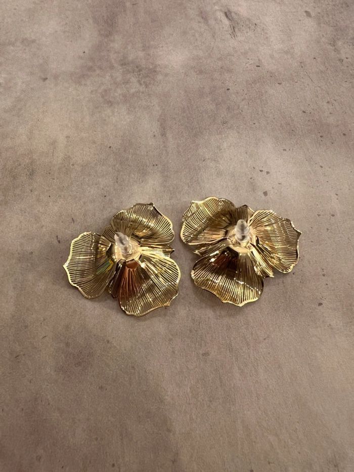 Lot boucles d’oreilles et collier fleurs - photo numéro 6