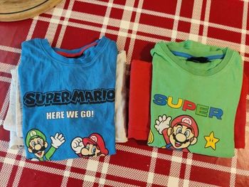Lot 2 pyjamas 5/6 ans