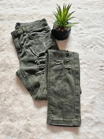 💚 🖤Jean slim • kaki • Jennyfer • 36/S 🖤💚