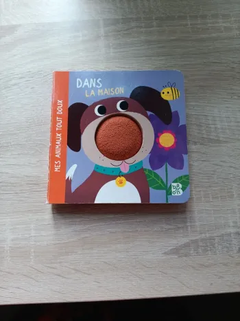 Livre Dans la maison mes animaux tout doux