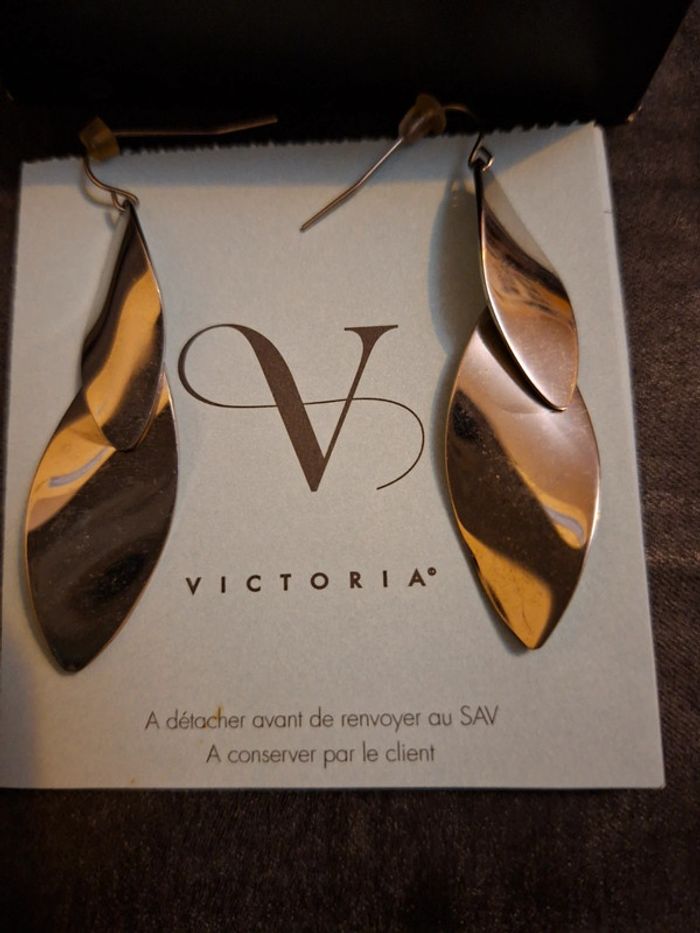 Boucles d'oreilles Victoria - Acier - Motif feuilles élégantes - photo numéro 2