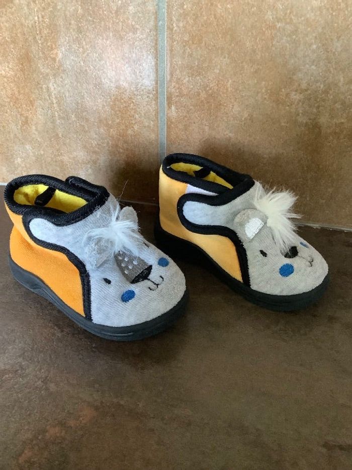 Chausson garçon taille 20