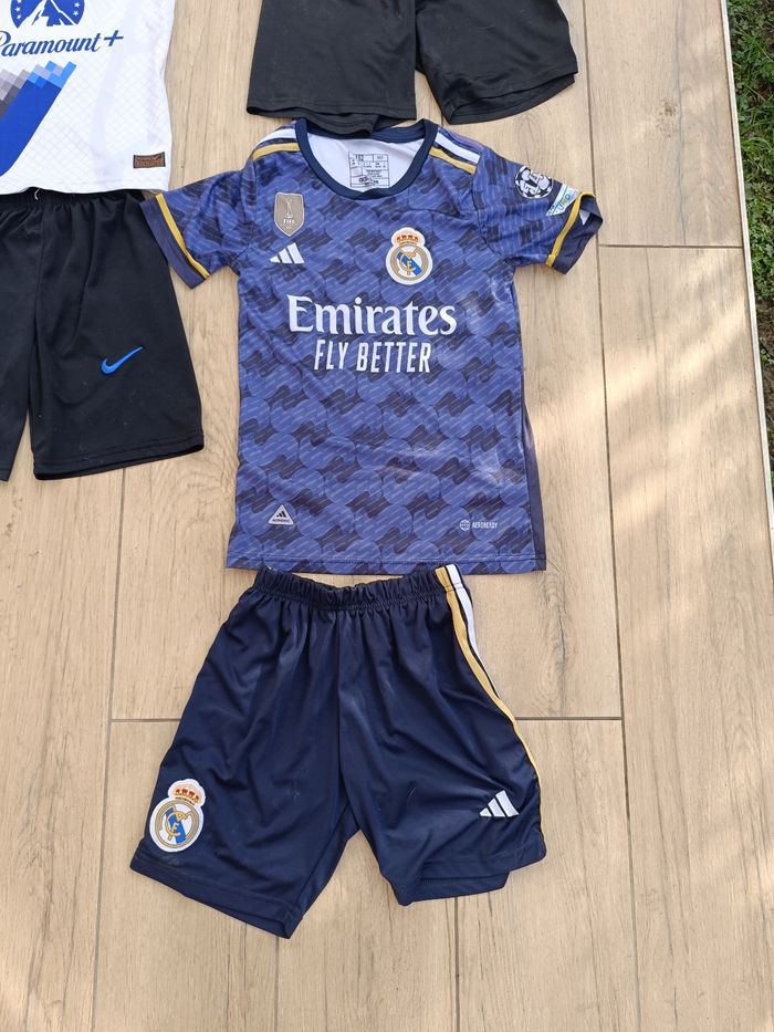 Lot ensemble de Foot - photo numéro 4