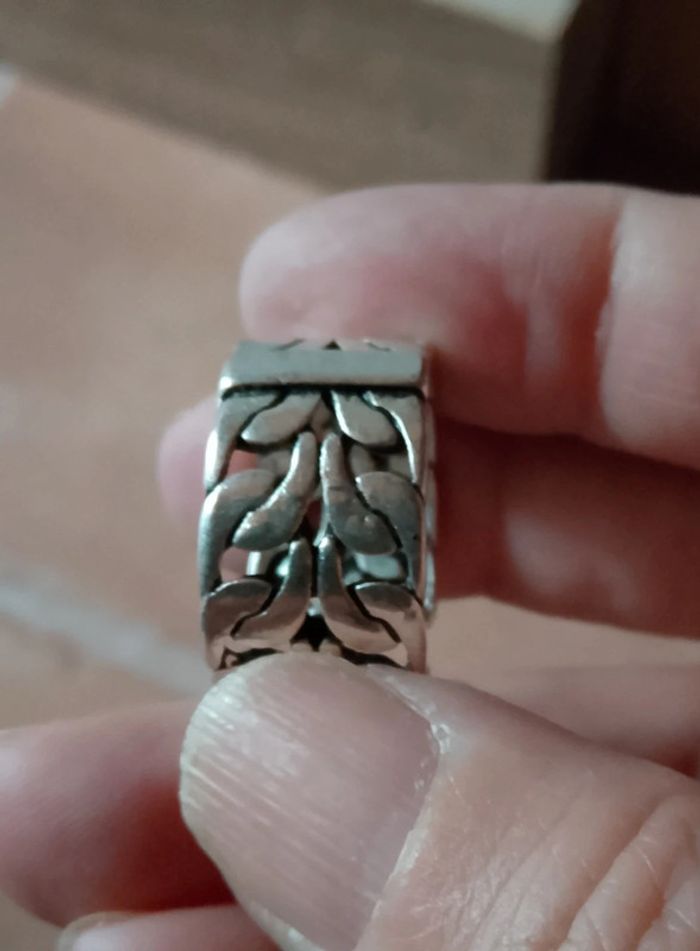 Jolie bague en argent