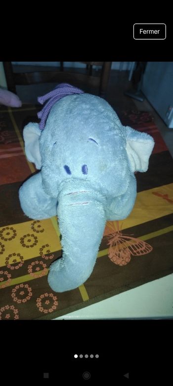 Très belle peluche Disney lb