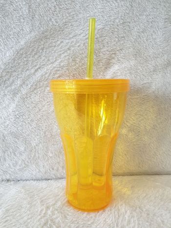 Verre avec paille plastique 17cm