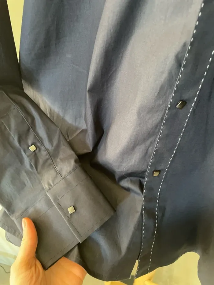 Chemise bleu marine unie - photo numéro 3