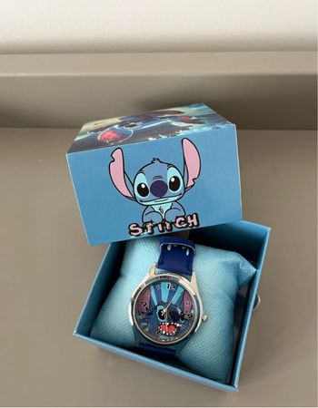 Montre Stitch