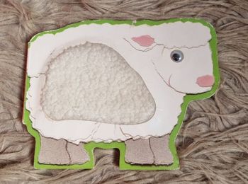 Livre pour  bébé (la grande ferme)