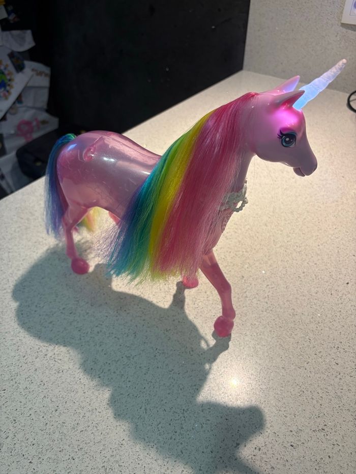 Licorne Barbie lumineuse - photo numéro 6