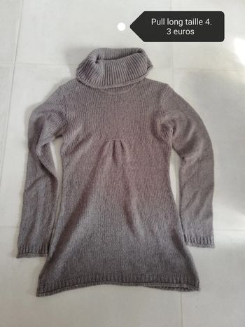 Pull long taille 4