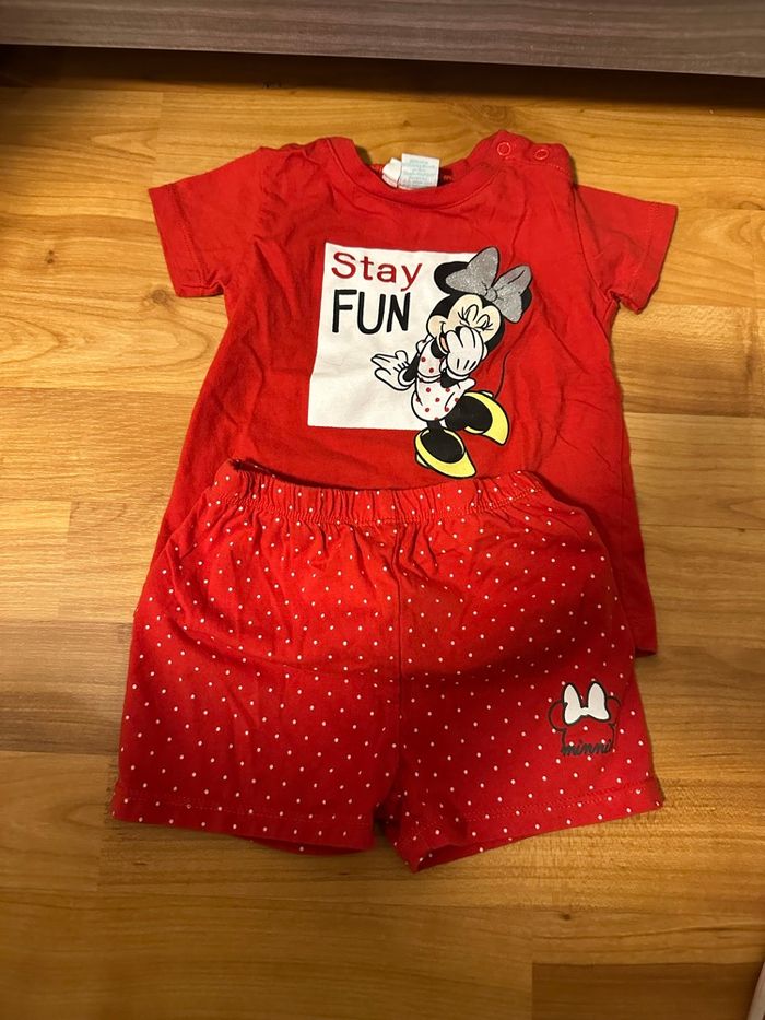 12 mois fille - photo numéro 2