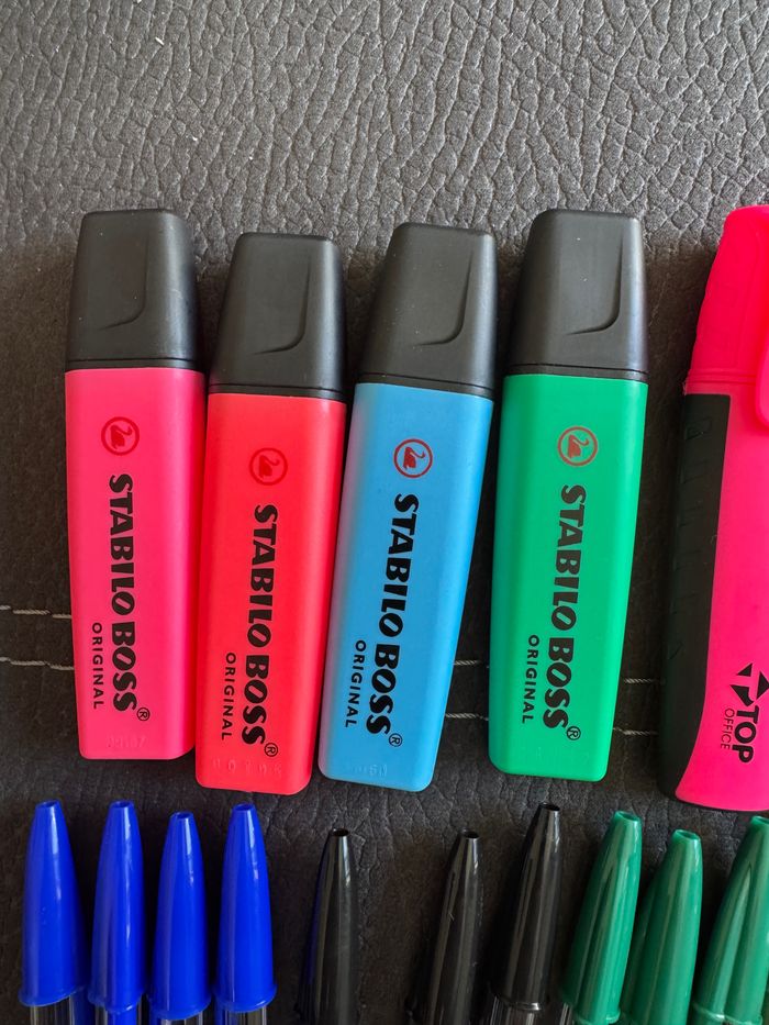 Lot fournitures scolaires - photo numéro 3