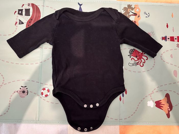 Lot 10 bodies manches longues taille 3 mois - photo numéro 2