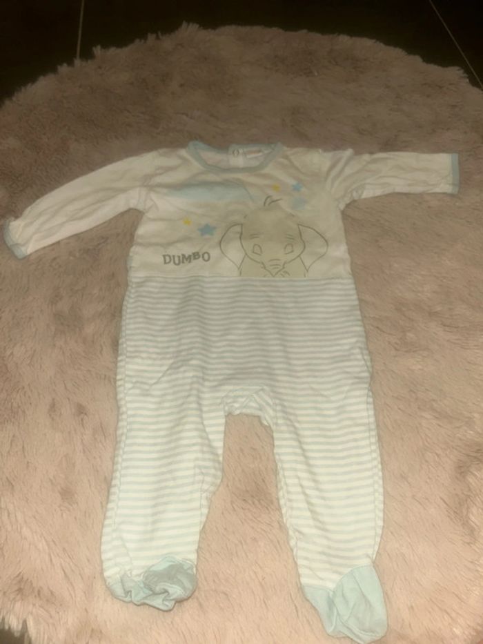lot de pyjamas et bodies avec un bas de jogging 6 mois - photo numéro 6