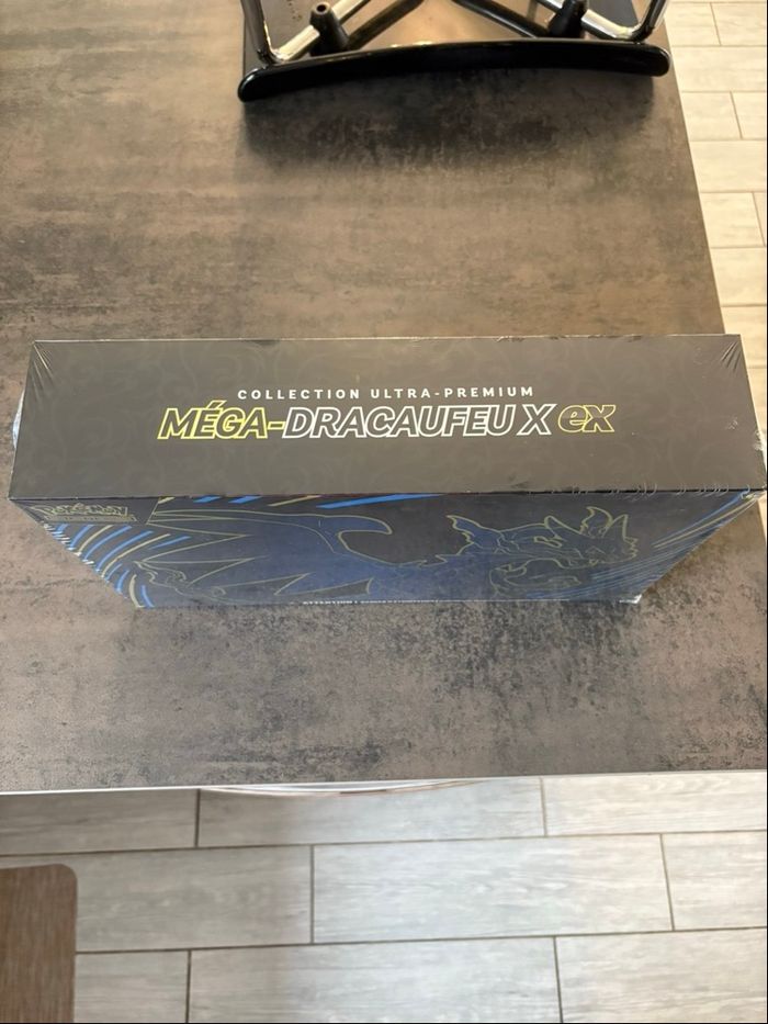 UPC ultra Premium Dracaufeu ME02  - fr neuf Pokemon scellé - photo numéro 3