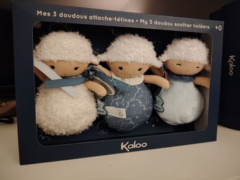 3 doudous attache tétines Kaloo