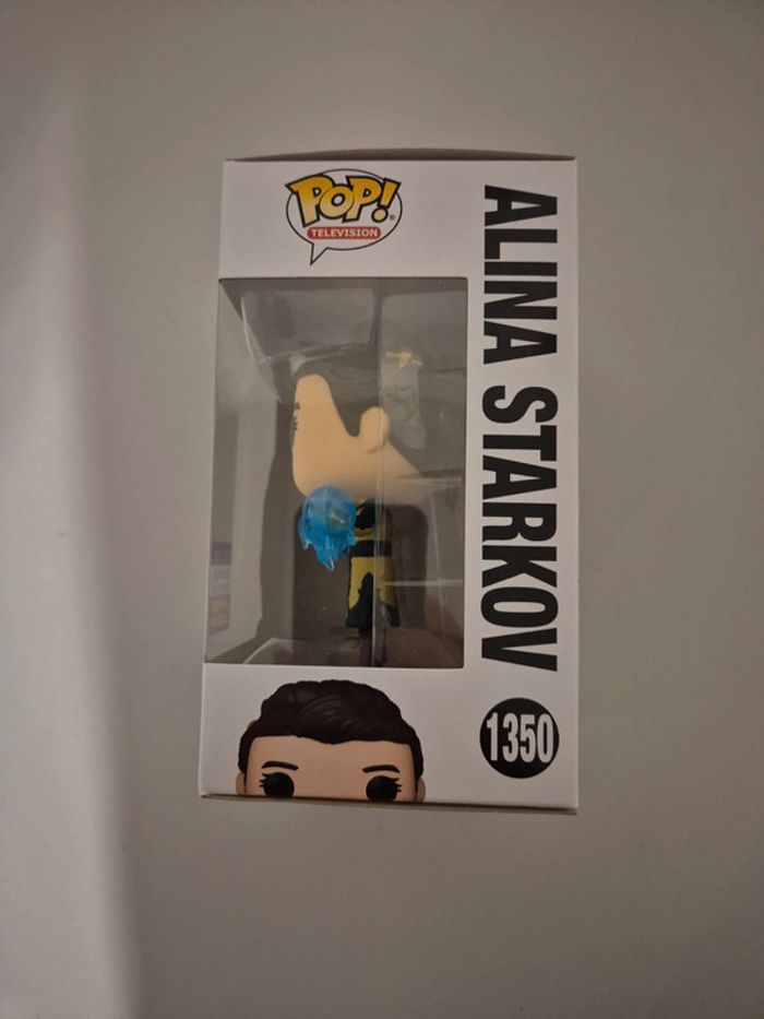 Pop Alina Starkov - photo numéro 2