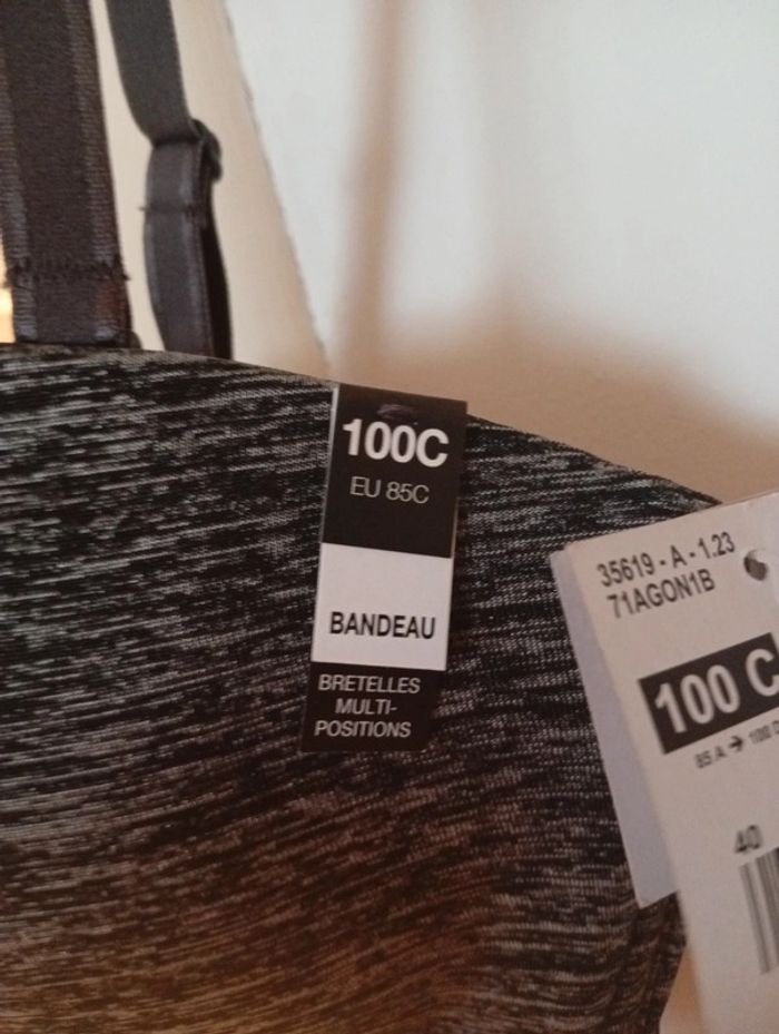 Soutien gorge 100C Neuf - photo numéro 2
