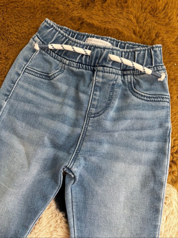 Jean bleu clair Primark t.9m - photo numéro 2