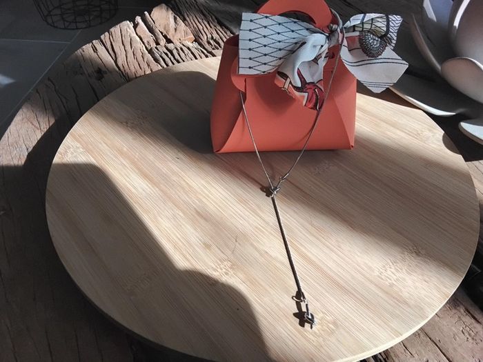 Collier forme cravate - photo numéro 3