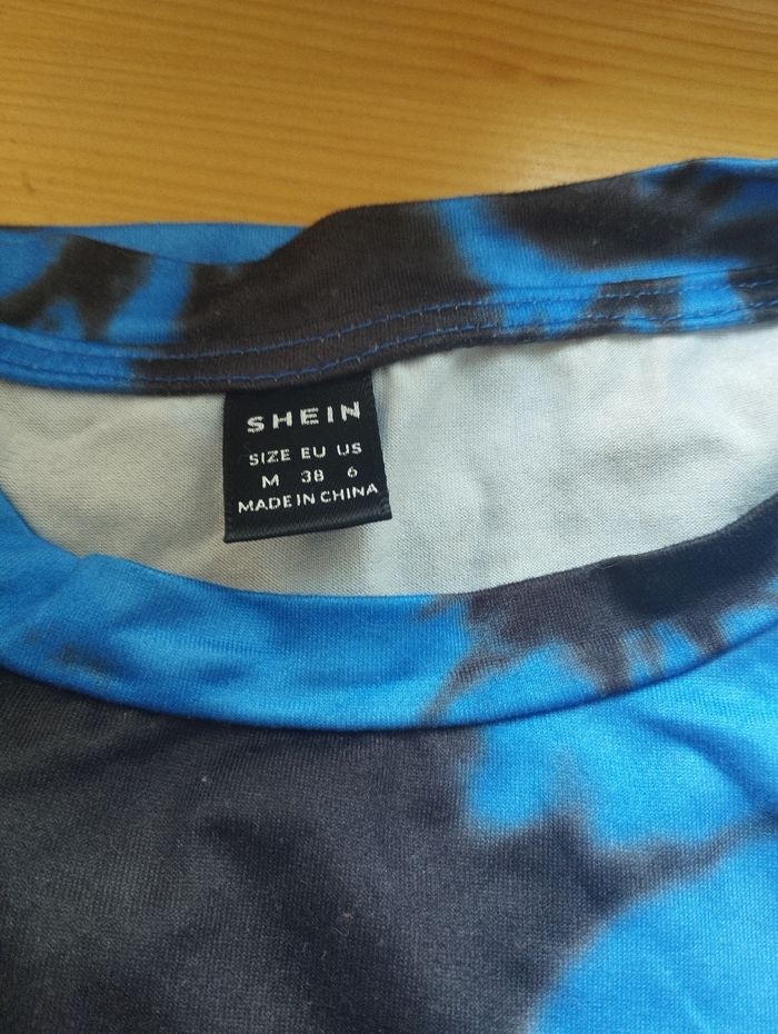 T_shirt bleu - photo numéro 3