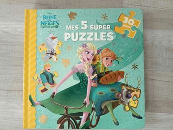 Livre puzzle la reine des neiges