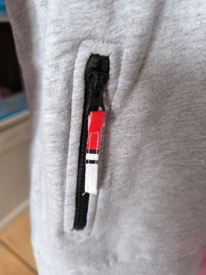 Veste Pokémon 7/8 ans - photo numéro 5