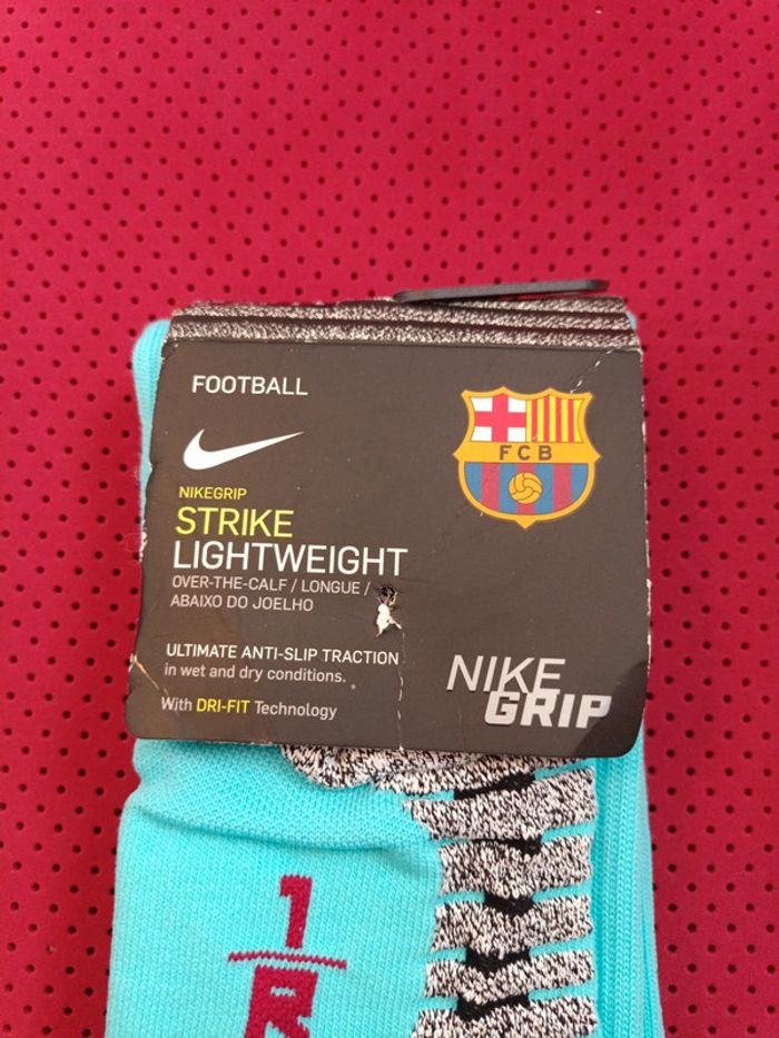 Chaussettes de foot FC Barcelone, Nike Authentique Officiel taille 36/38, Neuf - photo numéro 2