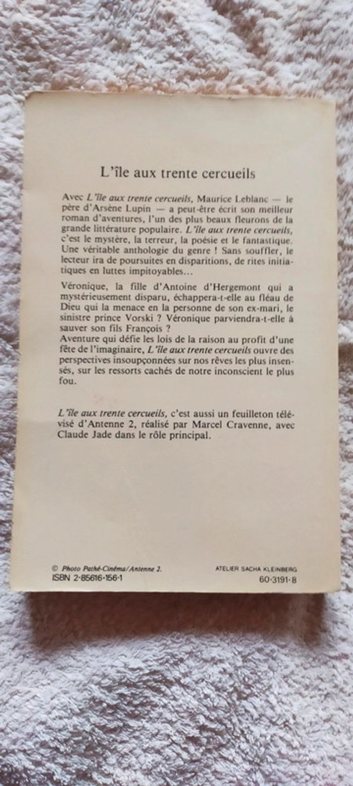 L'île aux trente cercueils de Maurice Leblanc - photo numéro 2