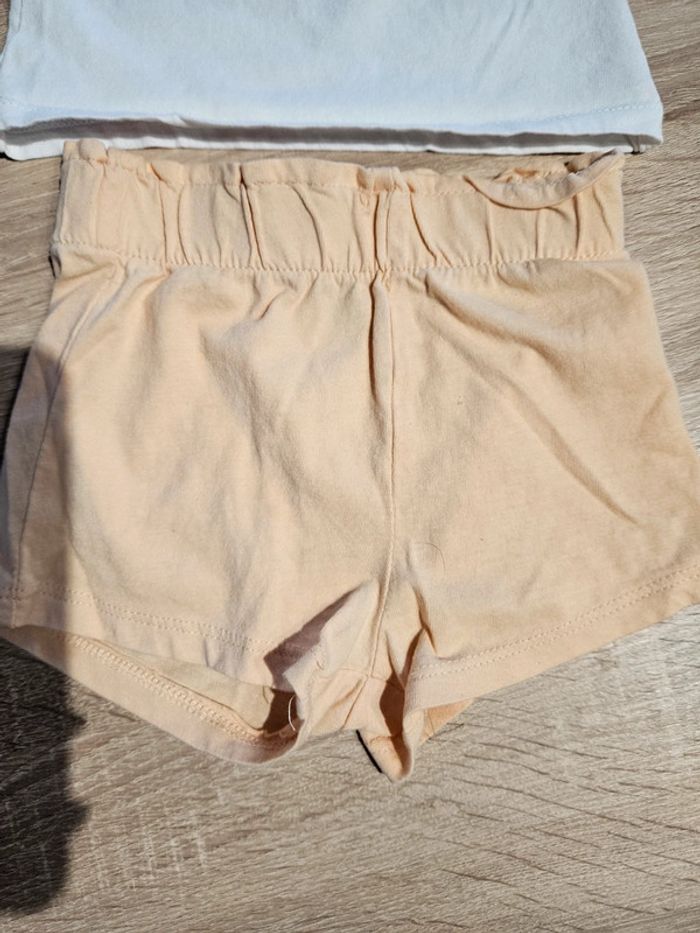 Ensemble bb 6 mois - photo numéro 2