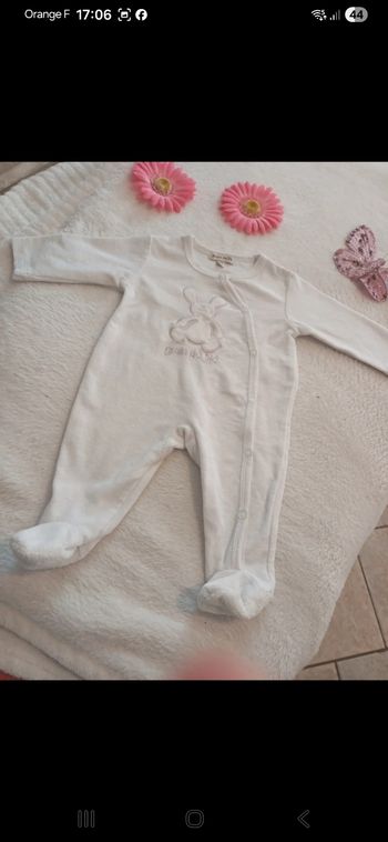 Pyjama bébé taille 1 mois