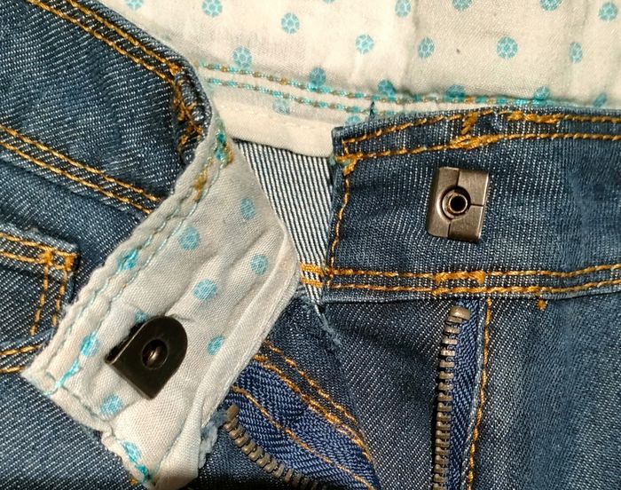 Jeans fille taille 8 ans - photo numéro 3