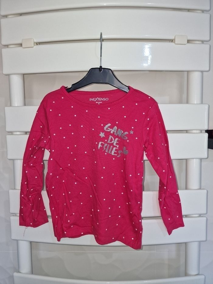 tee-shirt rose In extenso