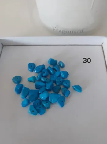 Perles pierre naturelle howlite bleu