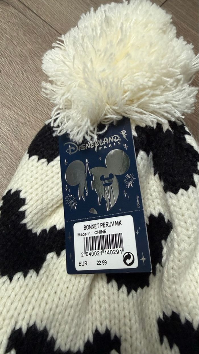 Bonnet pompon Mickey TU neuf - photo numéro 2