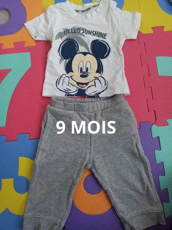 Lot pantalon survet, t'shirt, garçon, 9 mois.