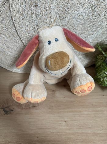 Doudou chien bo beige oreilles bordeau nattou 