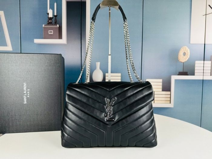 Yves Saint Laurent Loulou  8887