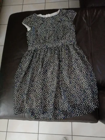 Très belle robe 36