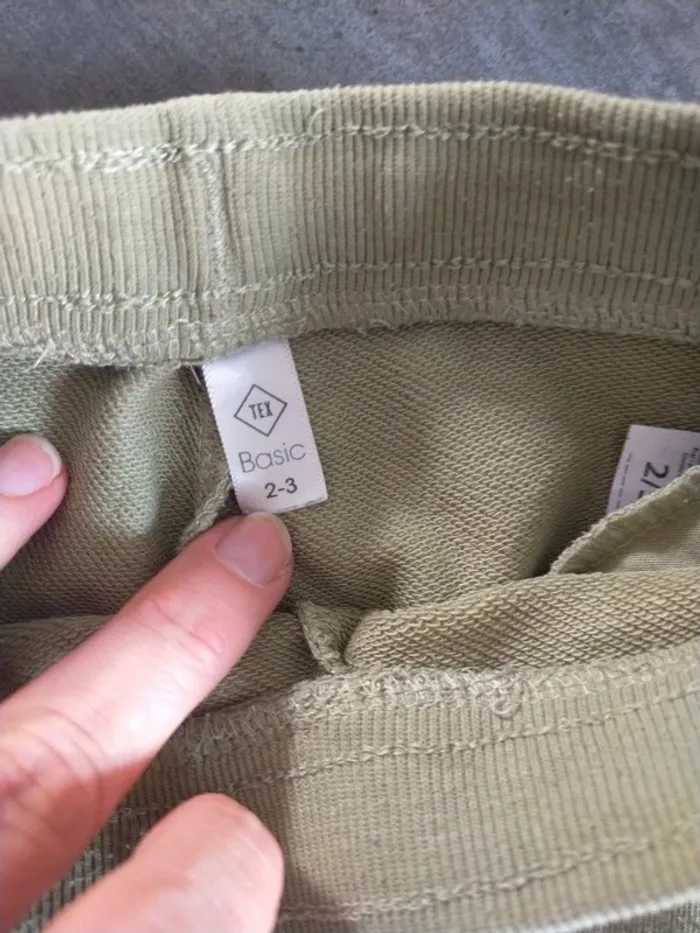 Lot pantalons 3 ans - photo numéro 2