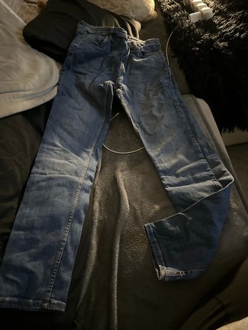 Jean 40