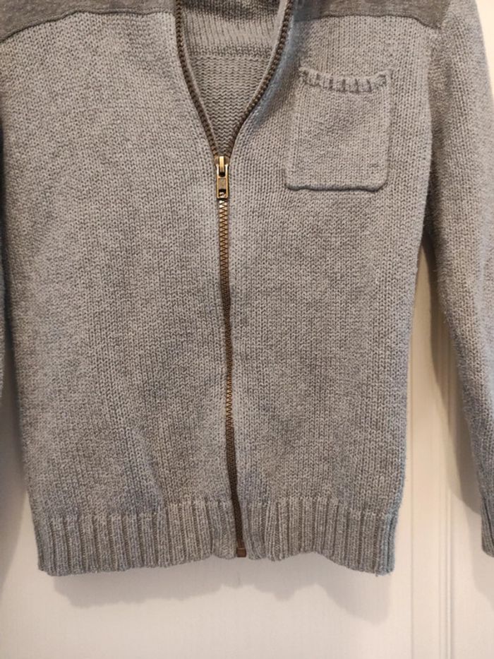 Gilet à capuche gris - photo numéro 2