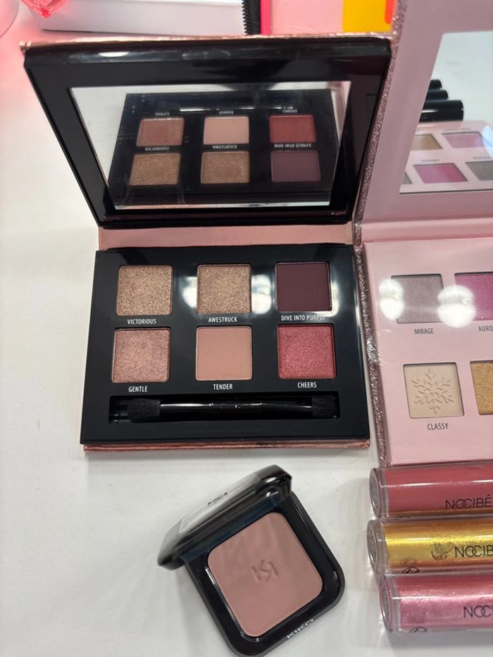Lot maquillage neuf - photo numéro 2