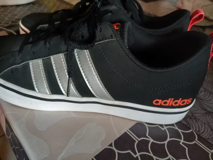 Basket Adidas - photo numéro 3