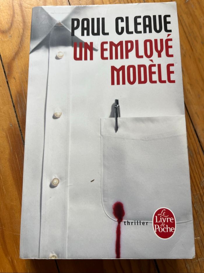 Livre « Un employé modèle » de Paul Cleave